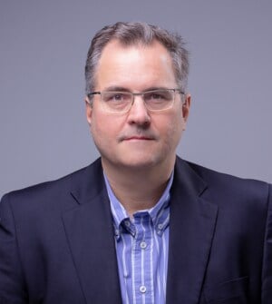 medium_klug-fernando-0424-w-300x335